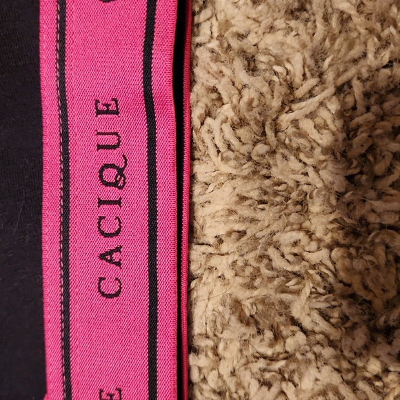 Cacique Front Closure Bra - Picture 3 of 8